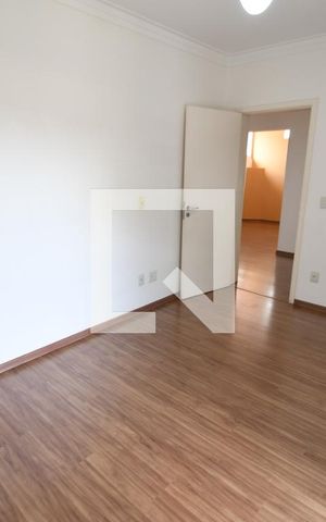 Casa de condomínio à venda com 480m², 4 quartos e 4 vagasQuarto 3