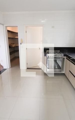 Casa de condomínio à venda com 480m², 4 quartos e 4 vagasCozinha