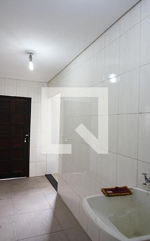 Casa à venda com 185m², 4 quartos e 2 vagasÁrea de Serviço