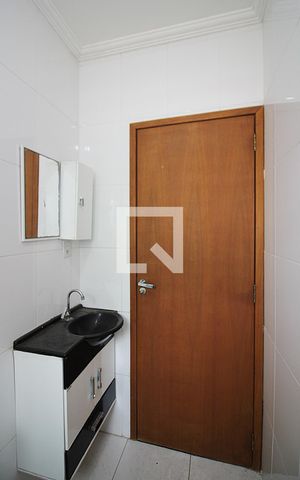 Casa à venda com 185m², 4 quartos e 2 vagasBanheiro Social 2