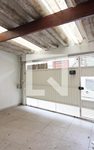 Casa à venda com 185m², 4 quartos e 2 vagasGaragem