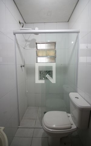 Casa à venda com 185m², 4 quartos e 2 vagasBanheiro Social