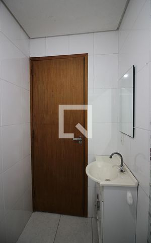 Casa à venda com 185m², 4 quartos e 2 vagasBanheiro Social