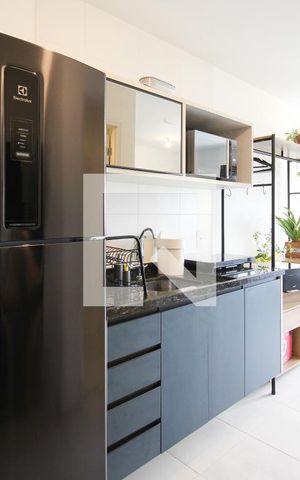 Studio para alugar com 25m², 1 quarto e sem vaga Studio para alugar com 25m², 1 quarto e sem vagaCozinha