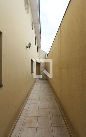 Casa à venda com 260m², 3 quartos e 2 vagasÁrea Externa