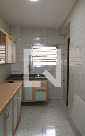 Apartamento à venda com 68m², 2 quartos e sem vagaCozinha