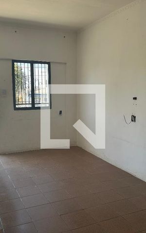 Casa à venda com 180m², 3 quartos e 3 vagasSala