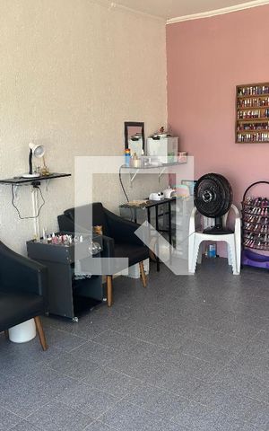 Casa à venda com 180m², 3 quartos e 3 vagasSala