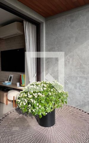 Apartamento à venda com 60m², 2 quartos e 1 vaga Apartamento à venda com 60m², 2 quartos e 1 vagaVaranda