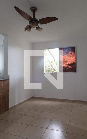 Apartamento para alugar com 39m², 2 quartos e 1 vagaSala
