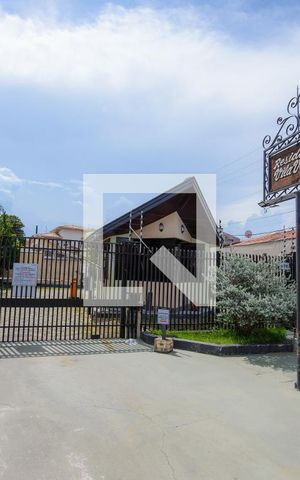 Casa de condomínio à venda com 365m², 3 quartos e 4 vagas Casa de condomínio à venda com 365m², 3 quartos e 4 vagasFachada do condomínio
