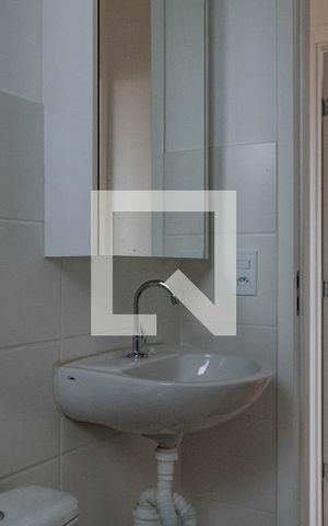 Apartamento para alugar com 45m², 2 quartos e 1 vaga Apartamento para alugar com 45m², 2 quartos e 1 vagaBanheiro
