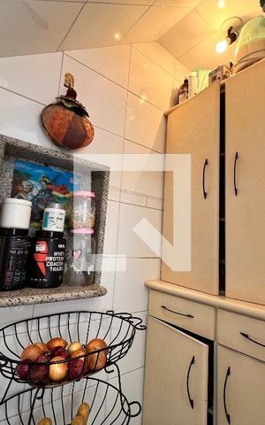 Casa de condomínio à venda com 340m², 5 quartos e 5 vagas Casa de condomínio à venda com 340m², 5 quartos e 5 vagasDispensa - Cozinha