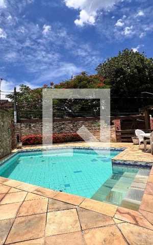 Casa de condomínio à venda com 340m², 5 quartos e 5 vagas Casa de condomínio à venda com 340m², 5 quartos e 5 vagasÁrea gourmet