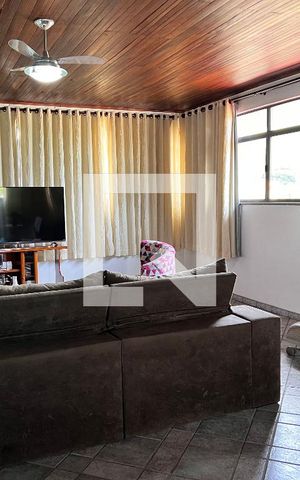 Casa de condomínio à venda com 340m², 5 quartos e 5 vagas Casa de condomínio à venda com 340m², 5 quartos e 5 vagasSala TV