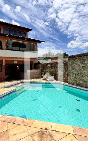 Casa de condomínio à venda com 340m², 5 quartos e 5 vagas Casa de condomínio à venda com 340m², 5 quartos e 5 vagasÁrea gourmet