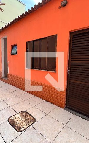 Casa de condomínio à venda com 340m², 5 quartos e 5 vagas Casa de condomínio à venda com 340m², 5 quartos e 5 vagasLavanderia