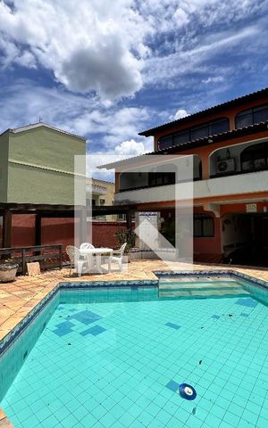 Casa de condomínio à venda com 340m², 5 quartos e 5 vagas Casa de condomínio à venda com 340m², 5 quartos e 5 vagasÁrea gourmet