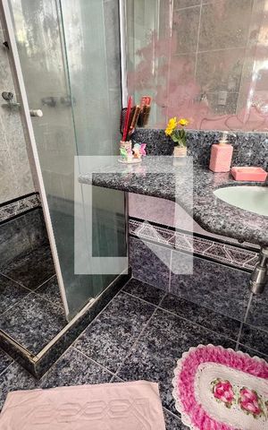Casa de condomínio à venda com 340m², 5 quartos e 5 vagas Casa de condomínio à venda com 340m², 5 quartos e 5 vagasBanheiro - Suite 02