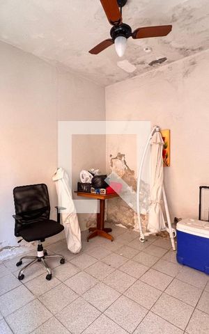 Casa de condomínio à venda com 340m², 5 quartos e 5 vagas Casa de condomínio à venda com 340m², 5 quartos e 5 vagasQuarto serviço