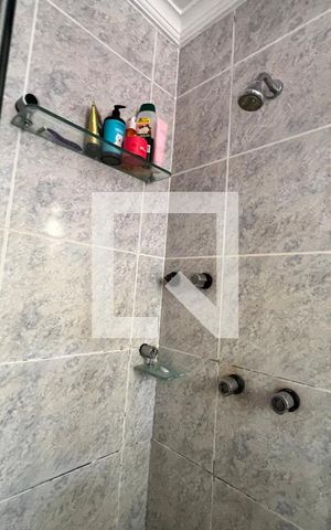 Casa de condomínio à venda com 340m², 5 quartos e 5 vagas Casa de condomínio à venda com 340m², 5 quartos e 5 vagasBanheiro - Suite 02