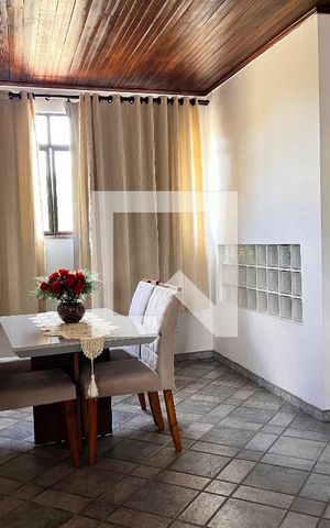 Casa de condomínio à venda com 340m², 5 quartos e 5 vagas Casa de condomínio à venda com 340m², 5 quartos e 5 vagasSala TV