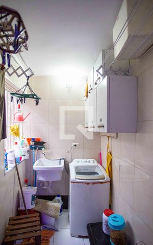 Casa à venda com 350m², 4 quartos e sem vagaÁrea de Serviço