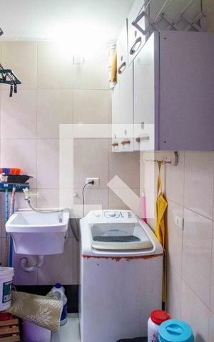 Casa à venda com 350m², 4 quartos e sem vagaÁrea de Serviço