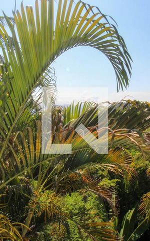 Casa à venda com 648m², 4 quartos e 4 vagas Casa à venda com 648m², 4 quartos e 4 vagasVista da suíte 2