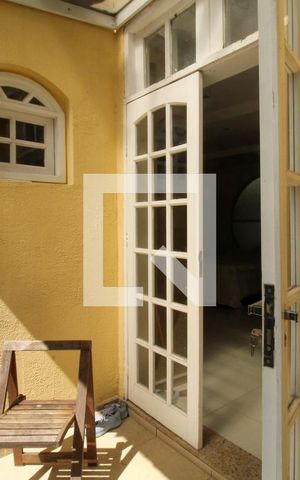 Casa à venda com 648m², 4 quartos e 4 vagas Casa à venda com 648m², 4 quartos e 4 vagasVaranda do Suíte