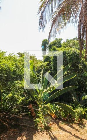Casa à venda com 648m², 4 quartos e 4 vagas Casa à venda com 648m², 4 quartos e 4 vagasVaranda da Sala