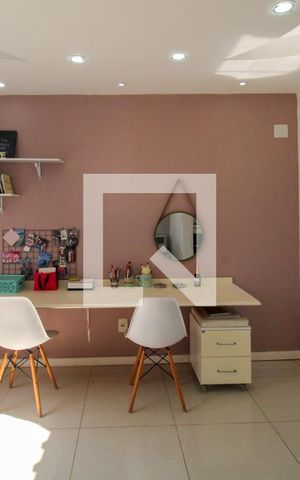 Casa à venda com 648m², 4 quartos e 4 vagas Casa à venda com 648m², 4 quartos e 4 vagasSuíte 2