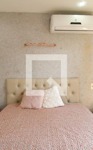 Casa à venda com 648m², 4 quartos e 4 vagas Casa à venda com 648m², 4 quartos e 4 vagasSuíte 2