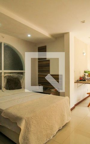 Casa à venda com 648m², 4 quartos e 4 vagas Casa à venda com 648m², 4 quartos e 4 vagasSuíte 1