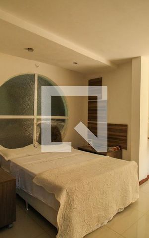 Casa à venda com 648m², 4 quartos e 4 vagas Casa à venda com 648m², 4 quartos e 4 vagasSuíte 1