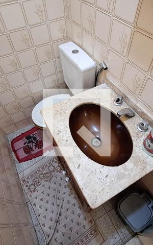 Casa à venda com 360m², 3 quartos e 3 vagas Casa à venda com 360m², 3 quartos e 3 vagasLavabo
