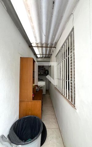 Casa à venda com 270m², 4 quartos e 4 vagas Casa à venda com 270m², 4 quartos e 4 vagasÁrea de Serviço