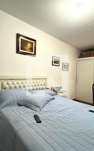 Casa à venda com 270m², 4 quartos e 4 vagas Casa à venda com 270m², 4 quartos e 4 vagasQuarto 1