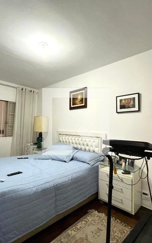 Casa à venda com 270m², 4 quartos e 4 vagas Casa à venda com 270m², 4 quartos e 4 vagasQuarto 1