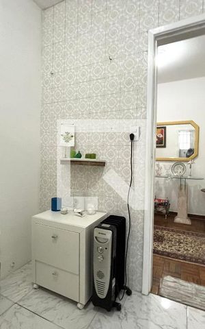 Casa à venda com 270m², 4 quartos e 4 vagas Casa à venda com 270m², 4 quartos e 4 vagasBanheiro