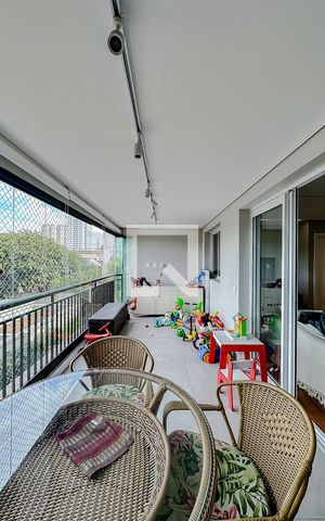 Apartamento à venda com 126m², 3 quartos e 2 vagasVaranda da Sala