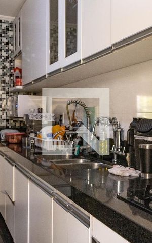 Casa para alugar com 300m², 4 quartos e 2 vagas Casa para alugar com 300m², 4 quartos e 2 vagasCozinha