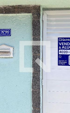 Casa à venda com 235m², 2 quartos e 1 vaga Casa à venda com 235m², 2 quartos e 1 vagaPlaca