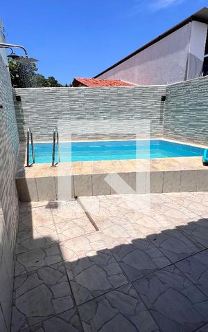 Casa à venda com 235m², 2 quartos e 1 vaga Casa à venda com 235m², 2 quartos e 1 vagaPiscina