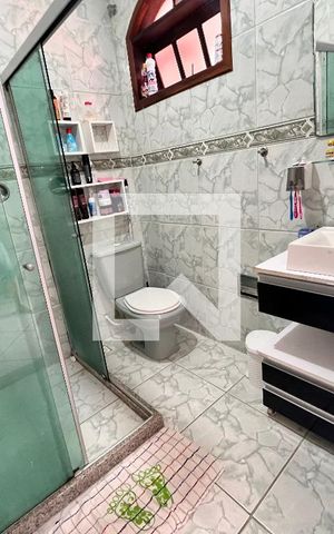Casa à venda com 235m², 2 quartos e 1 vaga Casa à venda com 235m², 2 quartos e 1 vagaBanheiro Suite