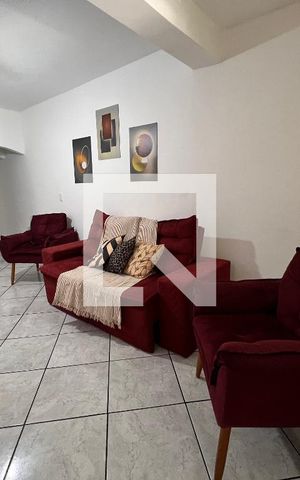 Casa à venda com 235m², 2 quartos e 1 vaga Casa à venda com 235m², 2 quartos e 1 vagaSala