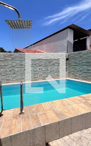 Casa à venda com 235m², 2 quartos e 1 vaga Casa à venda com 235m², 2 quartos e 1 vagaPiscina