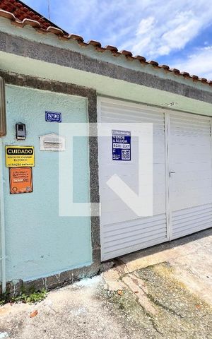 Casa à venda com 235m², 2 quartos e 1 vaga Casa à venda com 235m², 2 quartos e 1 vagaFachada