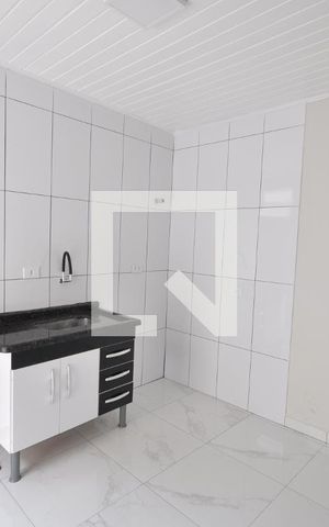 Casa de condomínio para alugar com 45m², 1 quarto e sem vagaCozinha