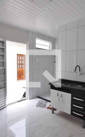 Casa de condomínio para alugar com 45m², 1 quarto e sem vagaCozinha